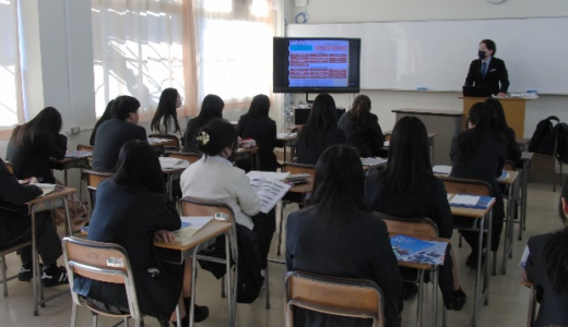 【校内】２年次対象に大学説明会を実施しました!