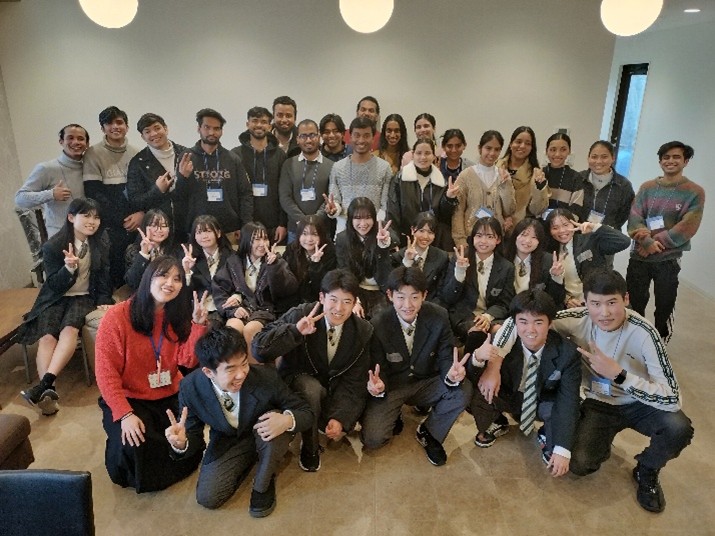 国際ボランティア研究の授業で神戸国際語言学院を訪問